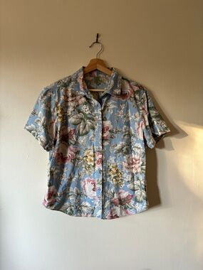 Vintage Floral Short-Sleeve Button-Up Shirt